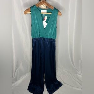 Pants jumpsuit in satin with tucks at waist new with tags